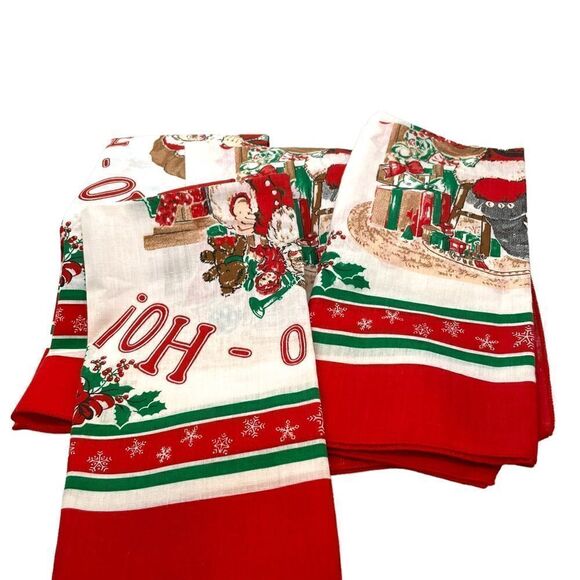 Vintage 1970s Christmas Santa Claus Linen Napkin Set of 4 - Picture 10 of 10
